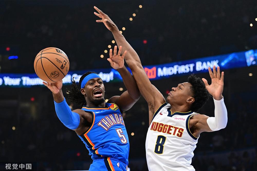 一方面是球 一方面是球