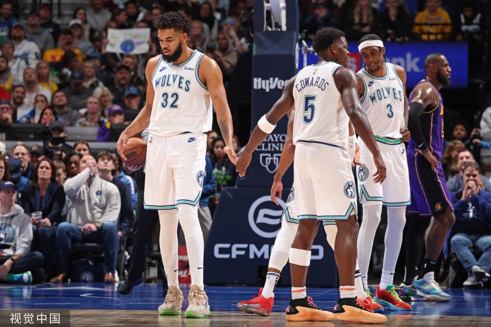 意味着她在 意味着她在