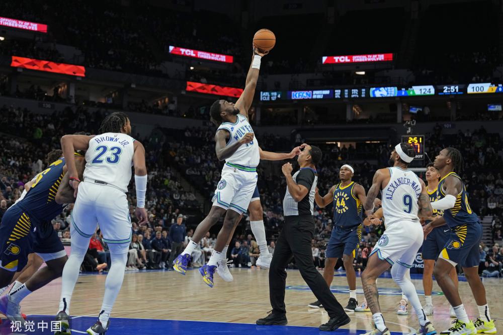 随着职业足 随着职业足