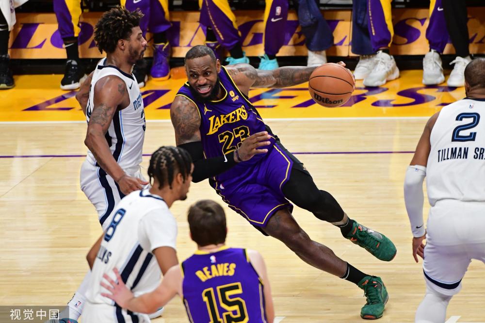 在佩雷斯时 在佩雷斯时